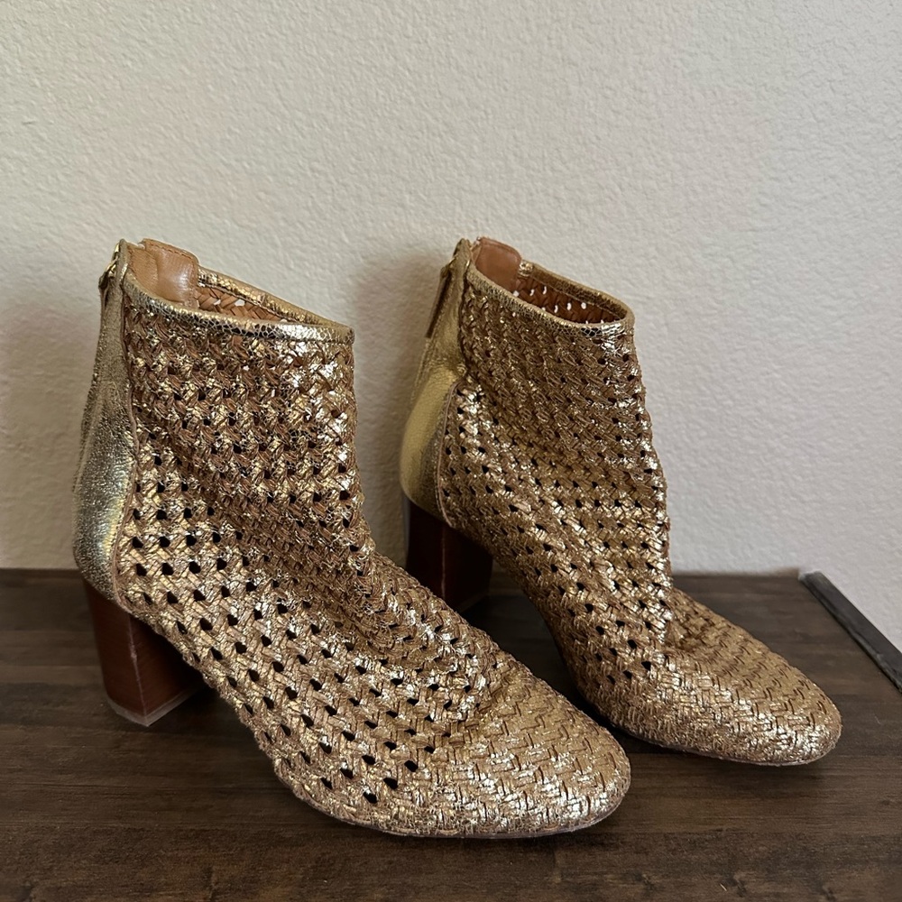 Elegant Gold Women's Ankle Boots